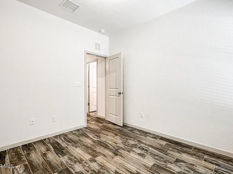 6557 Toivoa Pl — Photo 15