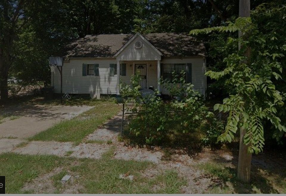 2nd image of 2236 Kenwood Dr