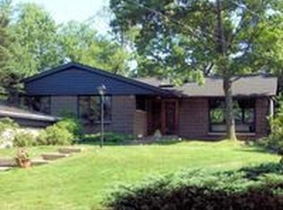 26 Aspen Rd, Portage, IN 46368