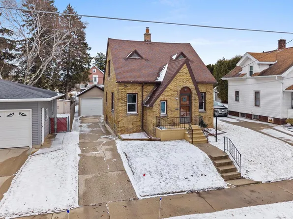 625 South 27th STREET, Manitowoc, WI 54220