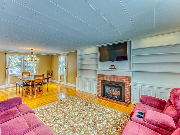 2nd image of 166 Bethlehem Road