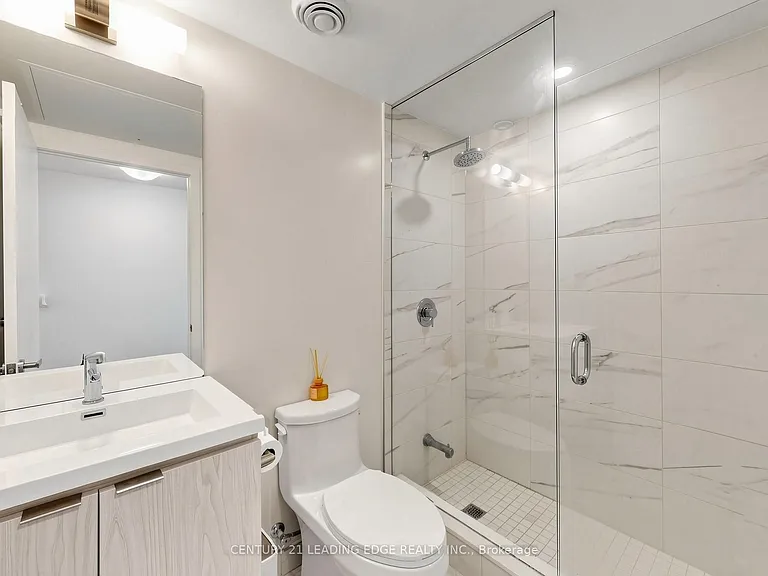 55 Cooper St #6211 — Photo 24