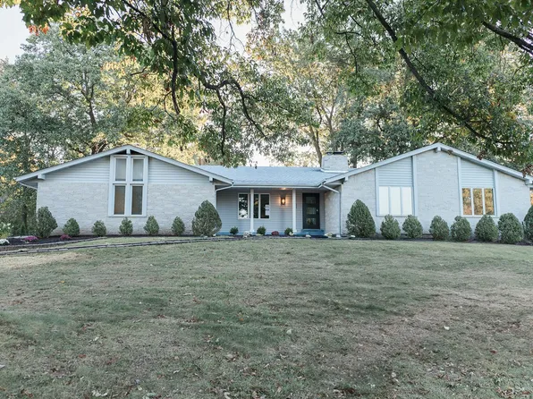 442 Runnymede Dr, Saint Louis, MO 63141