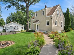 756 7th St SE, Forest Lake, MN 55025