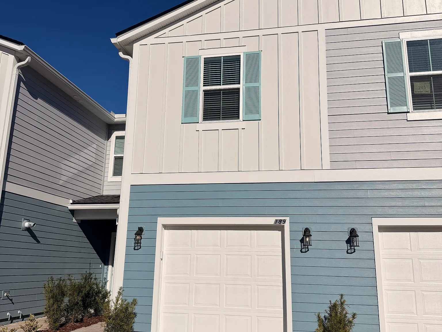 3 bed, 2.5 bath, 1445 sqft, $2,050 — Photo 1