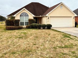 206 S 9th St, Nederland, TX 77627
