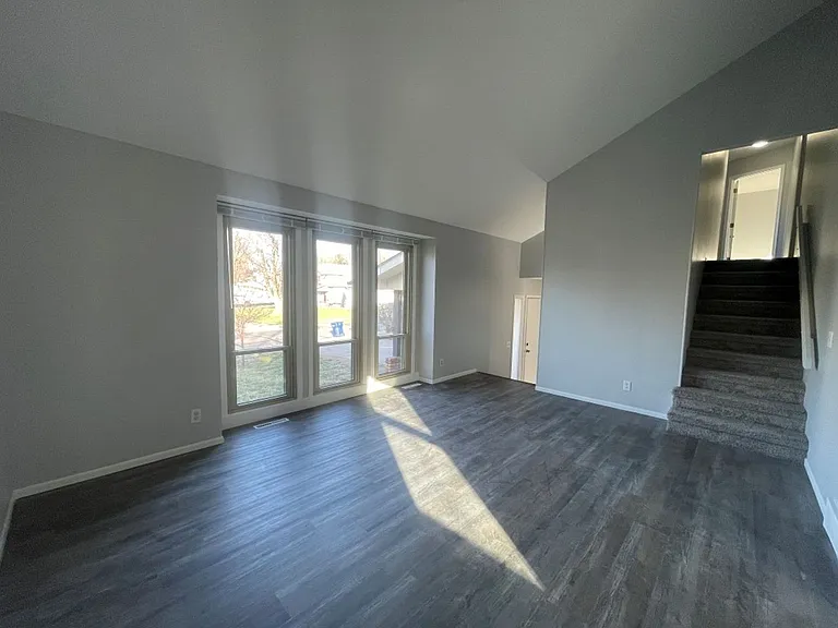 11803 S 27th St — Photo 21