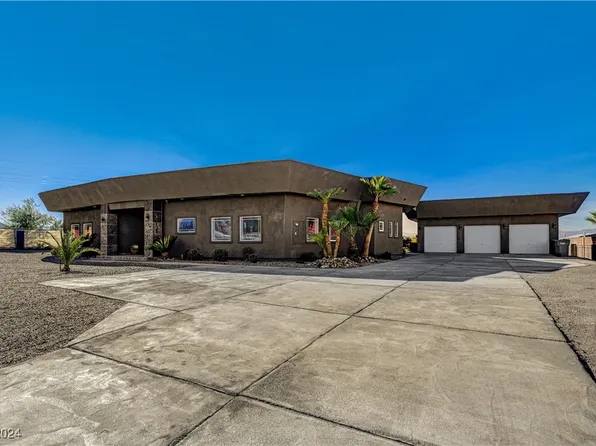 608 N Racetrack Rd, Henderson, NV 89015