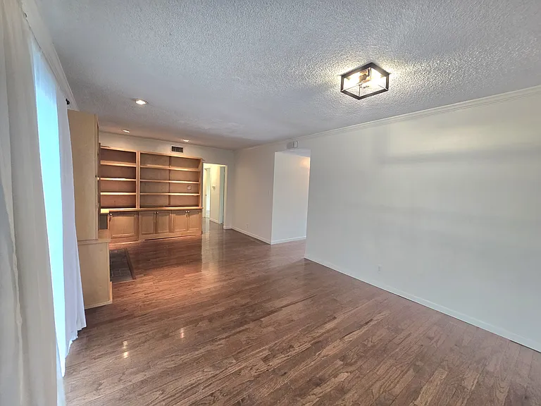 896 Altura Way #A — Photo 7