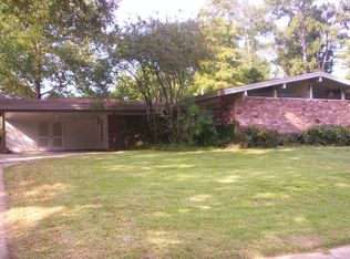 9045 Baker Dr, Baton Rouge, LA 70809