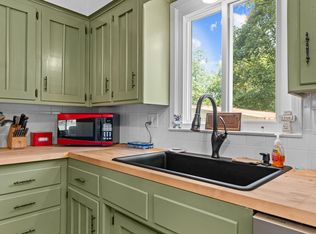 372 Greenbrier Lane, Hollister, MO 65672