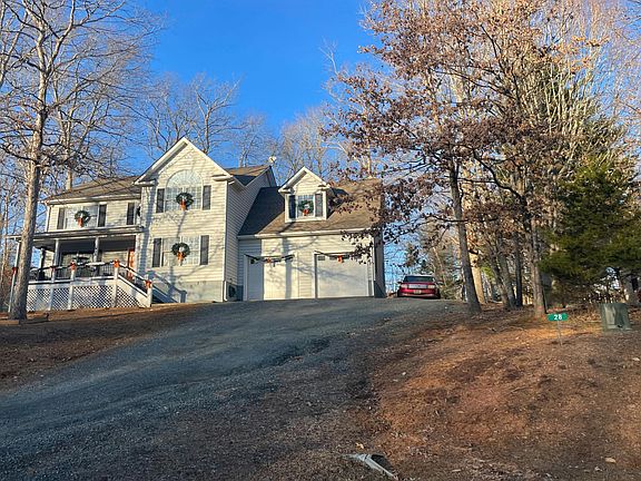 2nd image of 28 Zephyr Rd