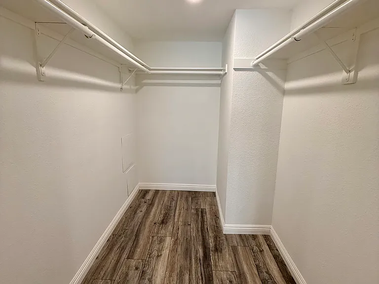 4249 Longridge Ave #104 — Photo 10