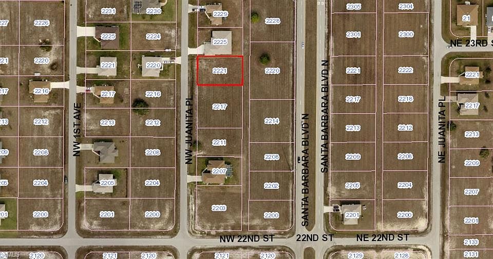 1st image of 2221 NE Juanita Pl