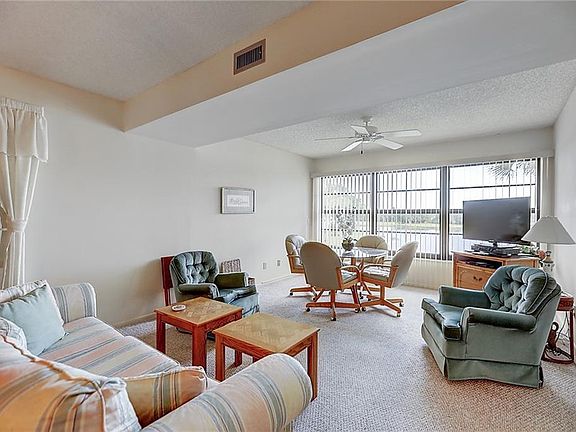 2nd image of 43 Plantation Dr APT 203