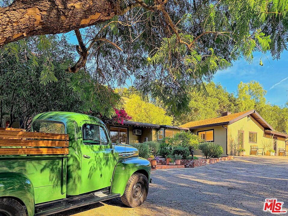 1st image of 3100 Santa Maria Rd