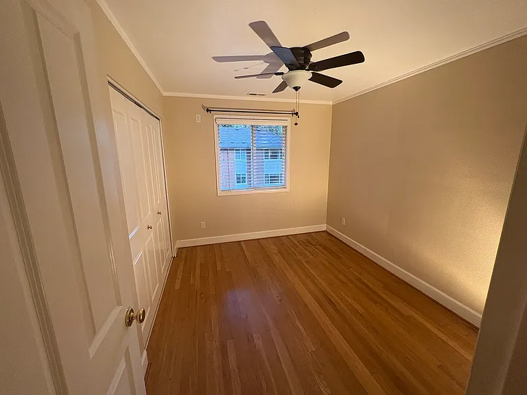 242 Ridgeway Rd #242 — Photo 9