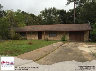 4206 Londontown Rd, Pascagoula, MS 39581