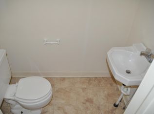 15 Montgomery St, Drayton, SC 29333