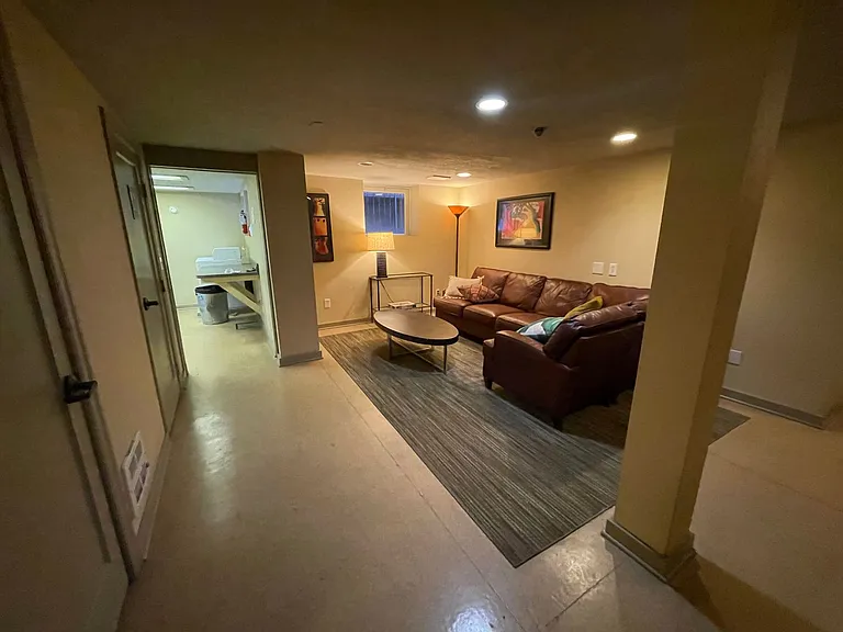 124 Warren Ave N #209 — Photo 13