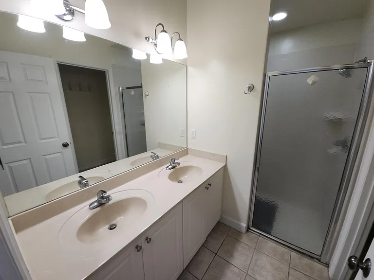 3625 Longfellow Rd — Photo 20
