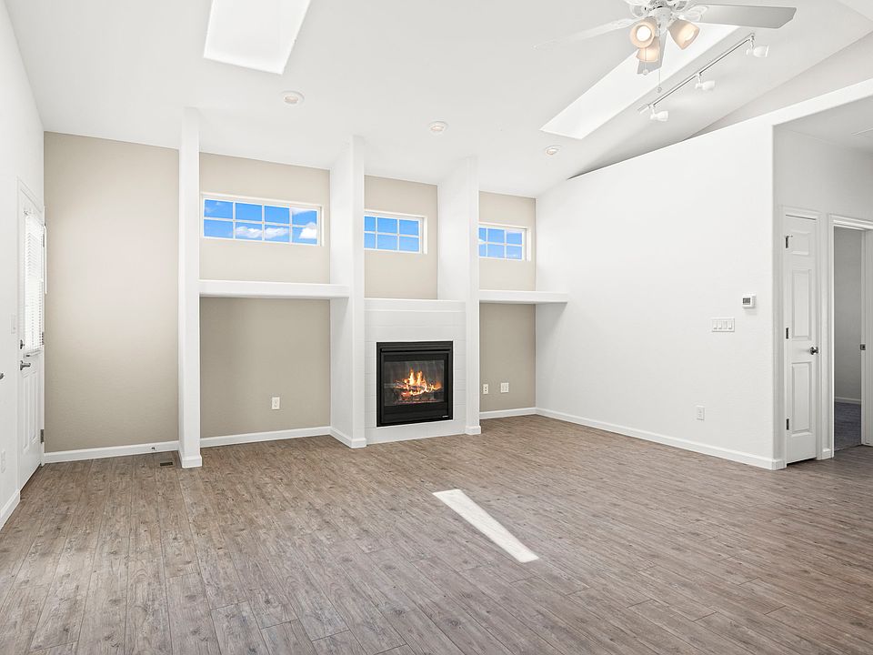 1st image of 2470 Pelican Way