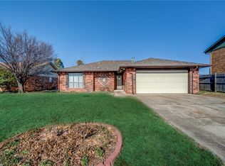 205 Falcon Ct, Norman, OK 73069