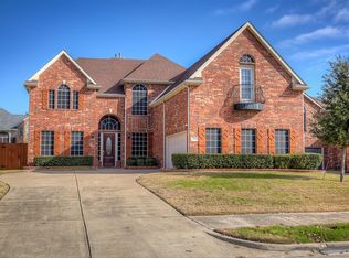 9706 Peachtree Ln, Rowlett, TX 75089