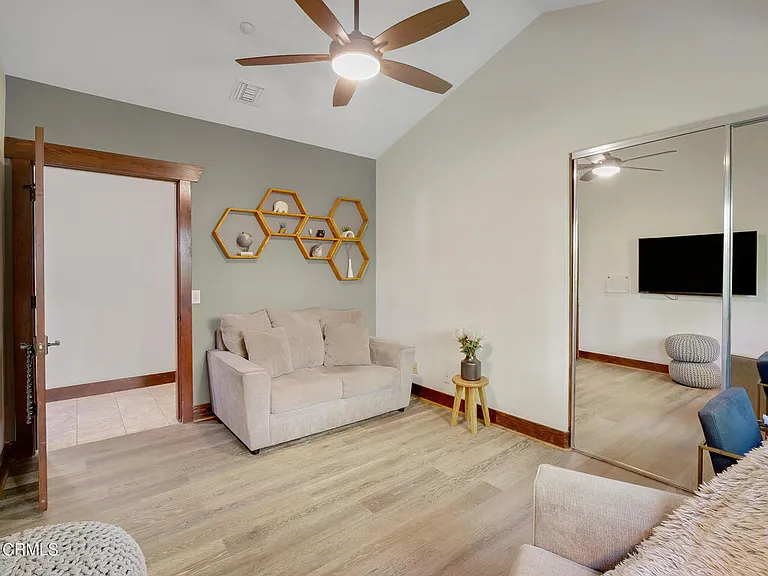 475 Cypress Ave — Photo 23