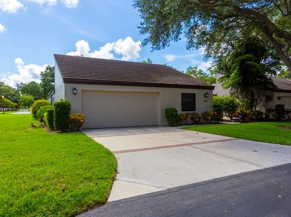 3830 GLEN OAKS MANOR DRIVE, SARASOTA, FL 34232