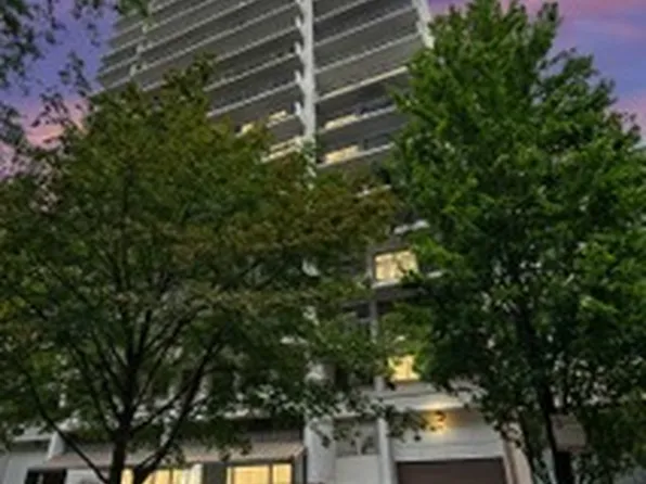 1430 N Astor St APT 7A, Chicago, IL 60610