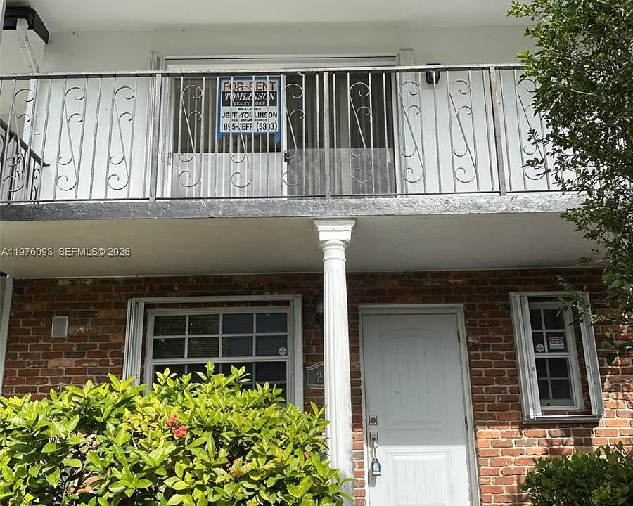 1st image of 2183 NE 122nd St #2183