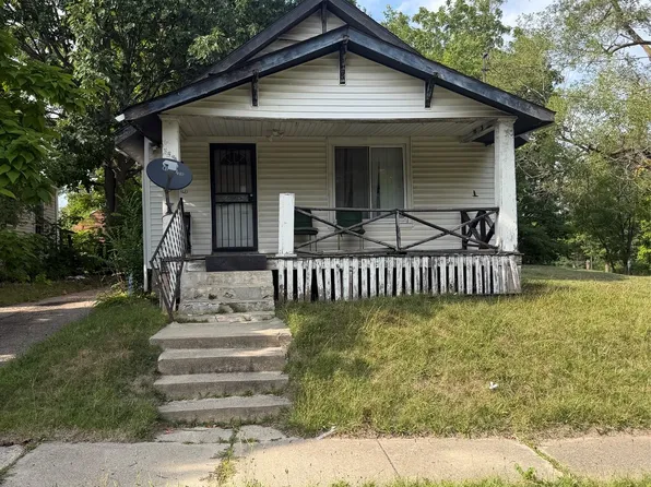 353 E Van Wagoner Ave, Flint, MI 48505