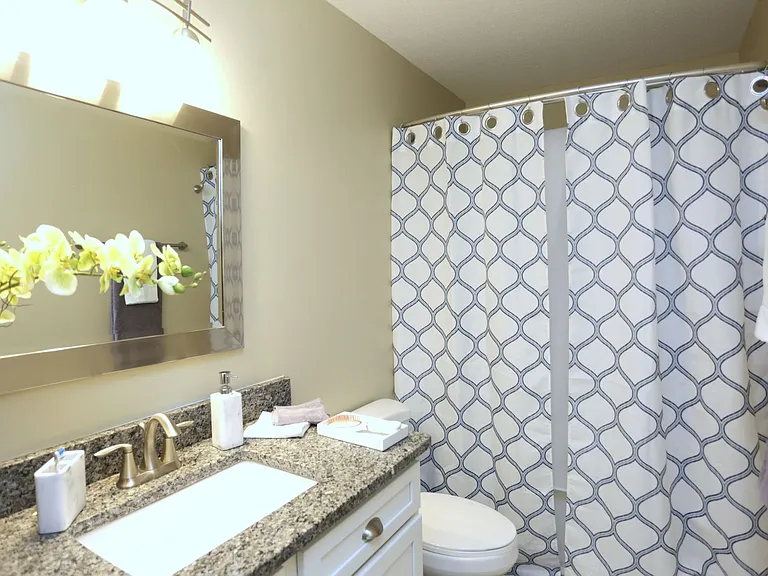 Western Villa Townhomes — Photo 8