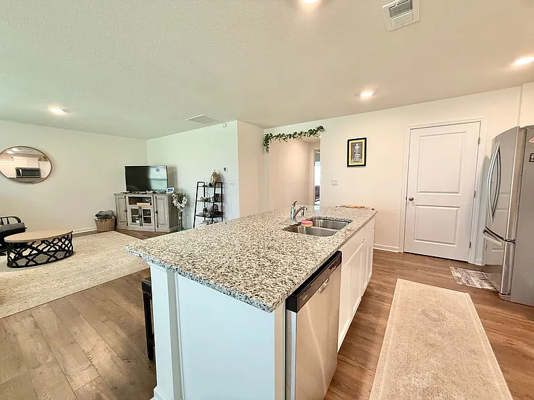 117 Crescent Cir — Photo 12