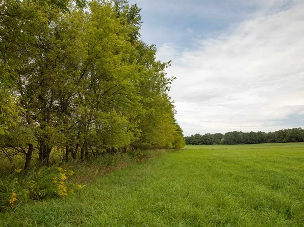 W7264 County Rd E, Westfield, WI 53964