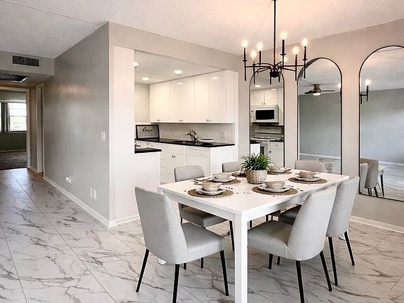 4th image of 3085 Cornwall E