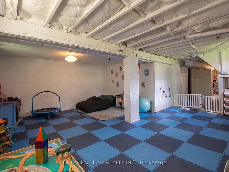 53 Glendora Ave — Photo 25