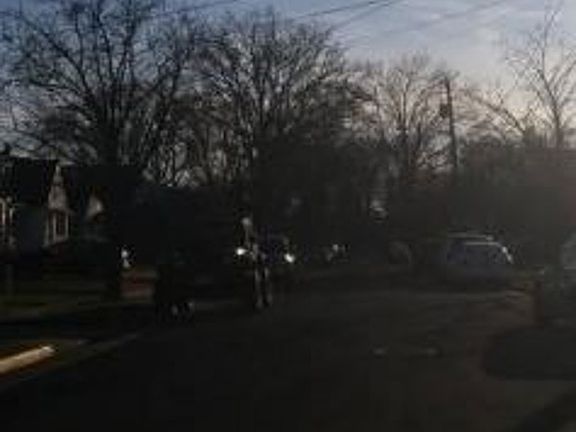 Exterior Neighborhood (street photo)