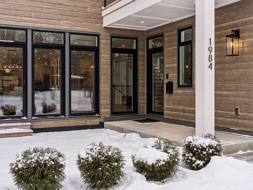 1984 Kenwood Pkwy, Minneapolis, MN 55405 | Zillow