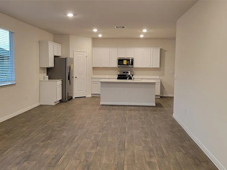 179 Sweetwater Dr — Photo 4