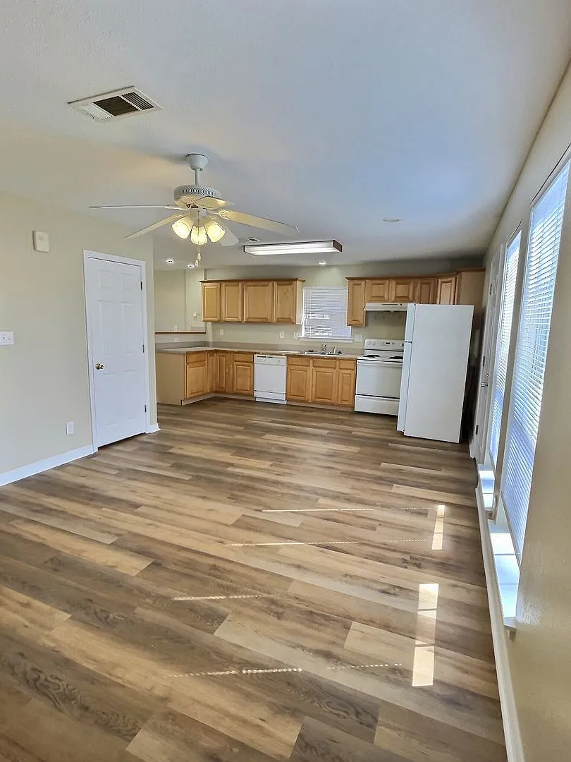 4713 Gibson Road Duplex — Photo 3