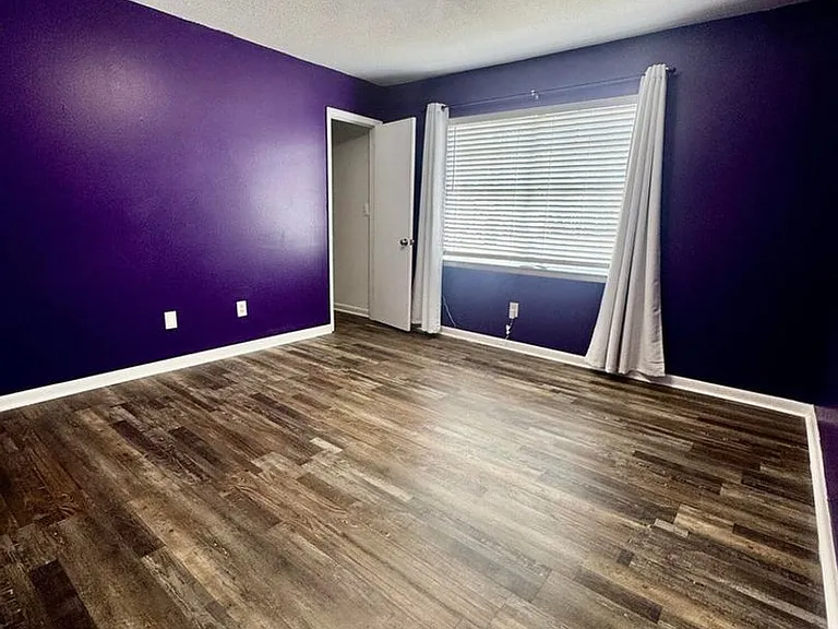 1315 Sussex Dr — Photo 16