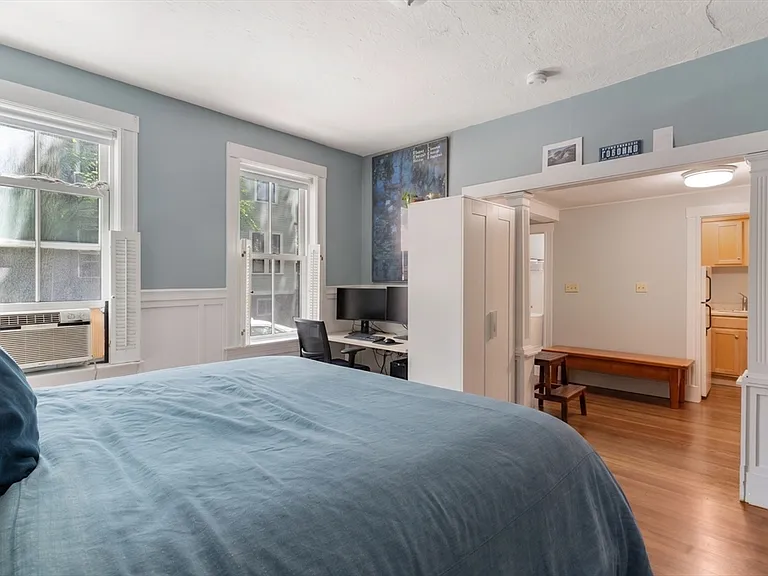 12 Monument Ave #1 — Photo 2