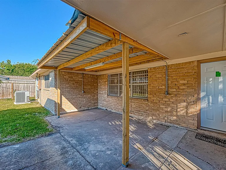 11503 High Star Dr — Photo 44
