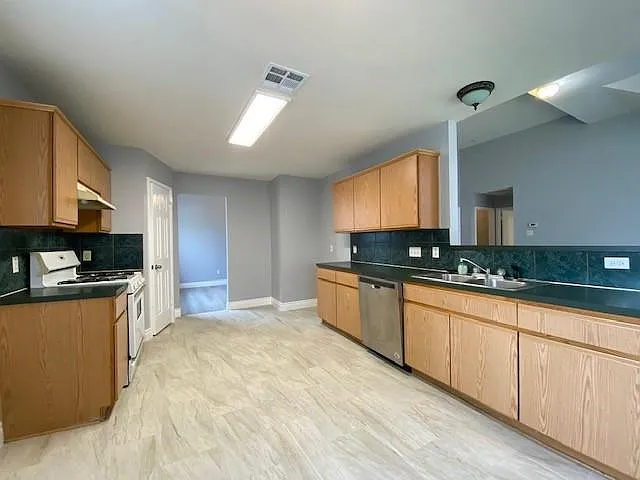 1512 Lorson Loop — Photo 16