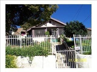 2nd image of 2139 Kent St