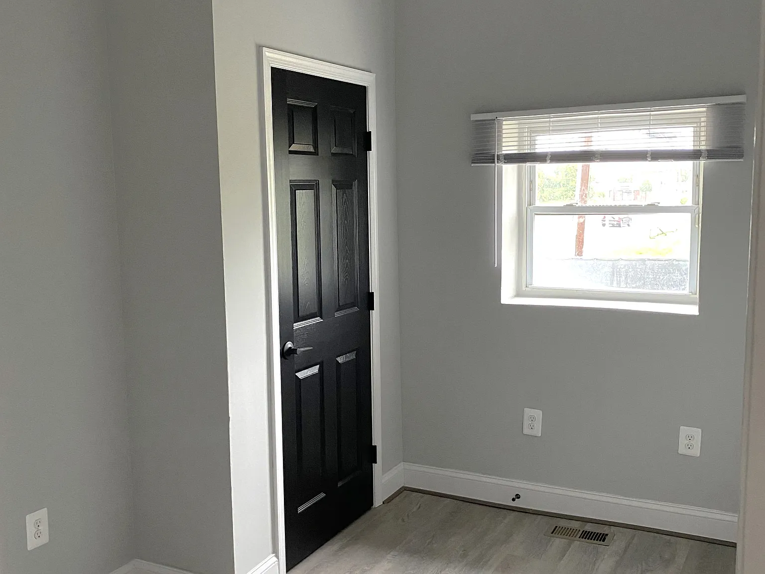 4 bed, $600 — Photo 3
