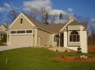 4372 E Glen Ct, Muskegon, MI 49441