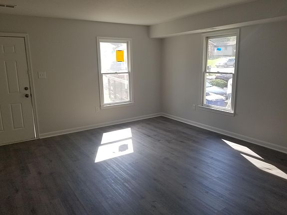 2nd image of 438 Cherrydale Ave Front 1